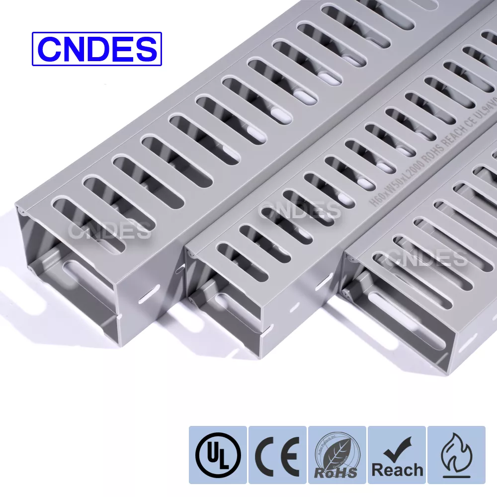 PVC-kabelgoot met gesloten sleuf